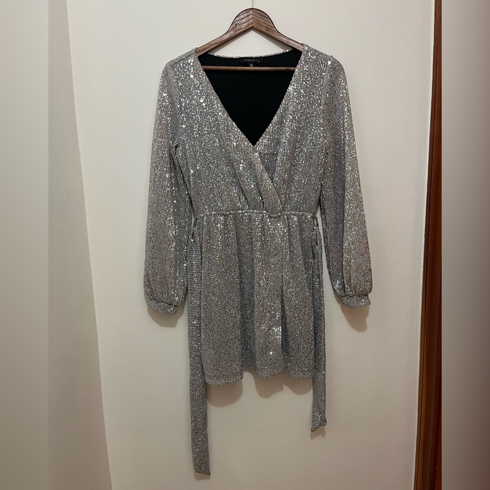 Dynamite Silver Long Sleeve Sequin Dress